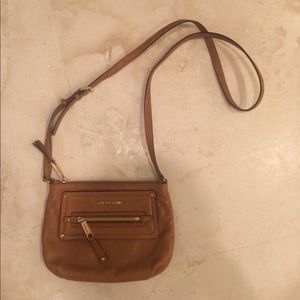 Michael Kors tan leather cross body purse